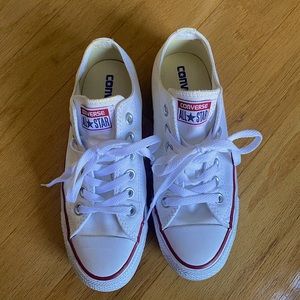 Converse Chuck Taylor All Star Low Tops, White, size 6.5